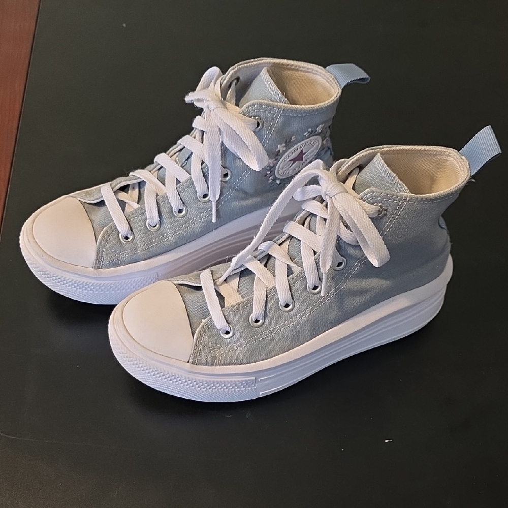 Kids High-Top Sneakers - Light Blue